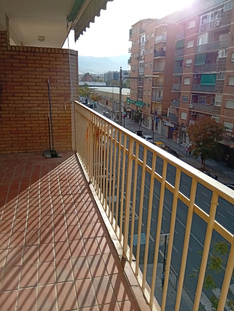 Balcony of Flat to rent in  Granada Capital  with Heating, Terrace and Washing machine