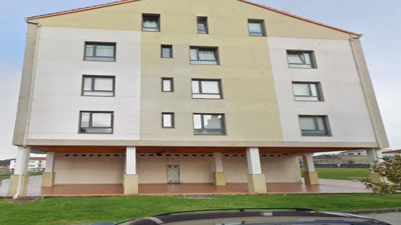 Exterior view of Office for sale in Brión