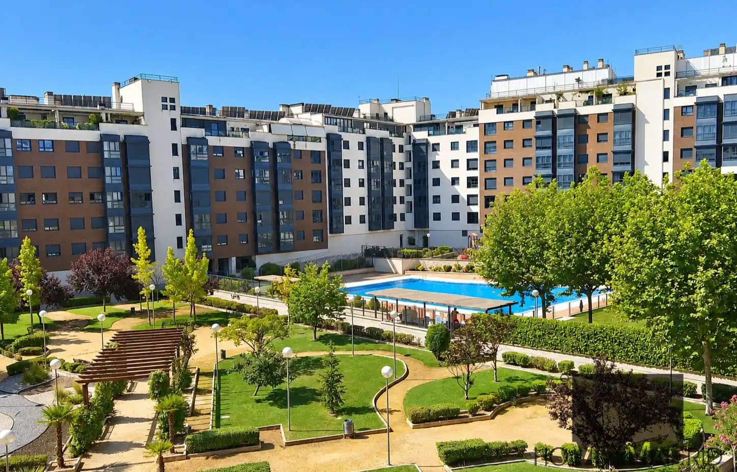 Pis amb piscina en venda a Fuencarral - El Pardo, imagen 2