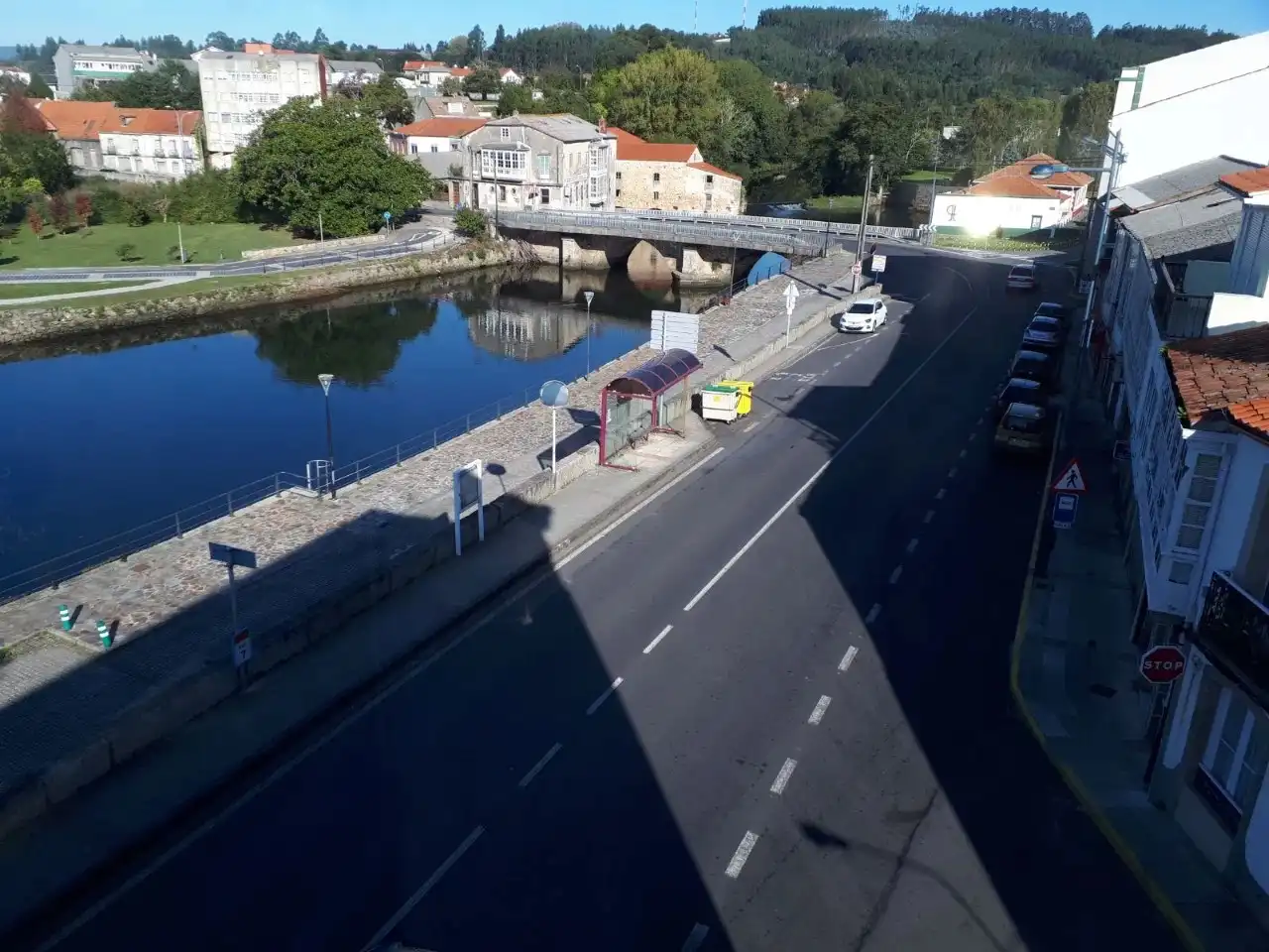 Vista exterior de Edificio en venta en Ferrol