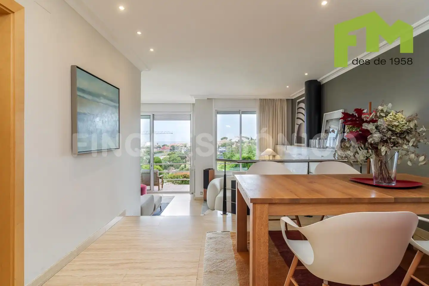 Sala de estar de Casa o chalet en venta en Teià con Calefacción, Jardín privado y Terraza
