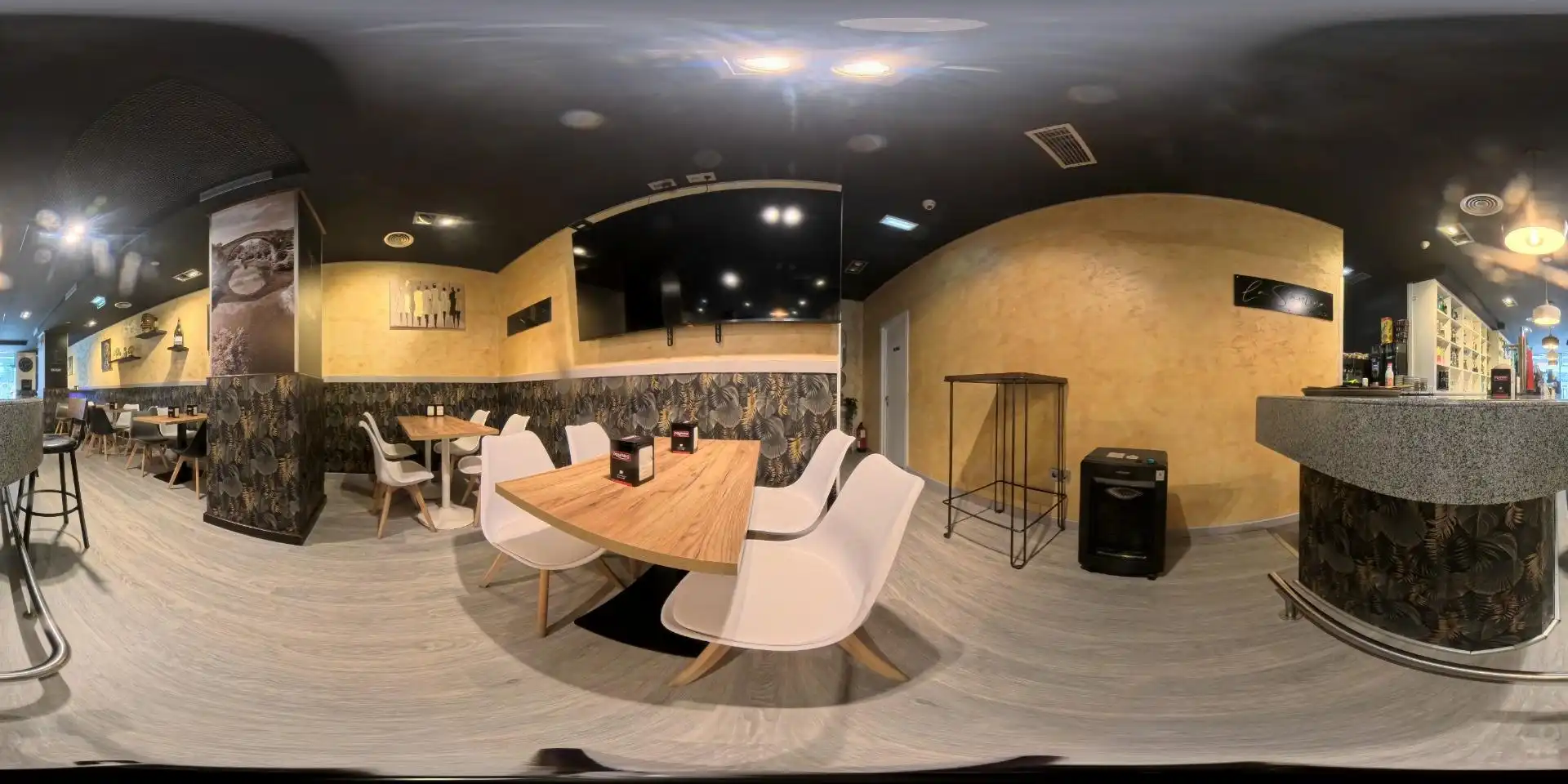 Comedor de Local en traspaso en Gijón  con Aire acondicionado