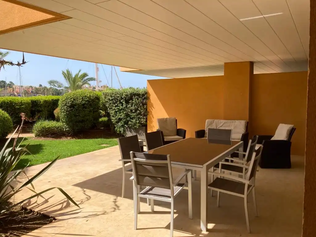 Terraza de Planta baja en venta en Sotogrande con Aire acondicionado, Terraza y Piscina