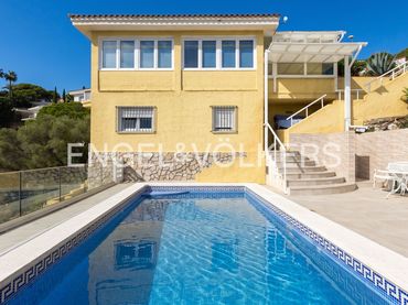 Casa con piscina in vendita a Las Atalayas - Urmi - Cerro de Mar