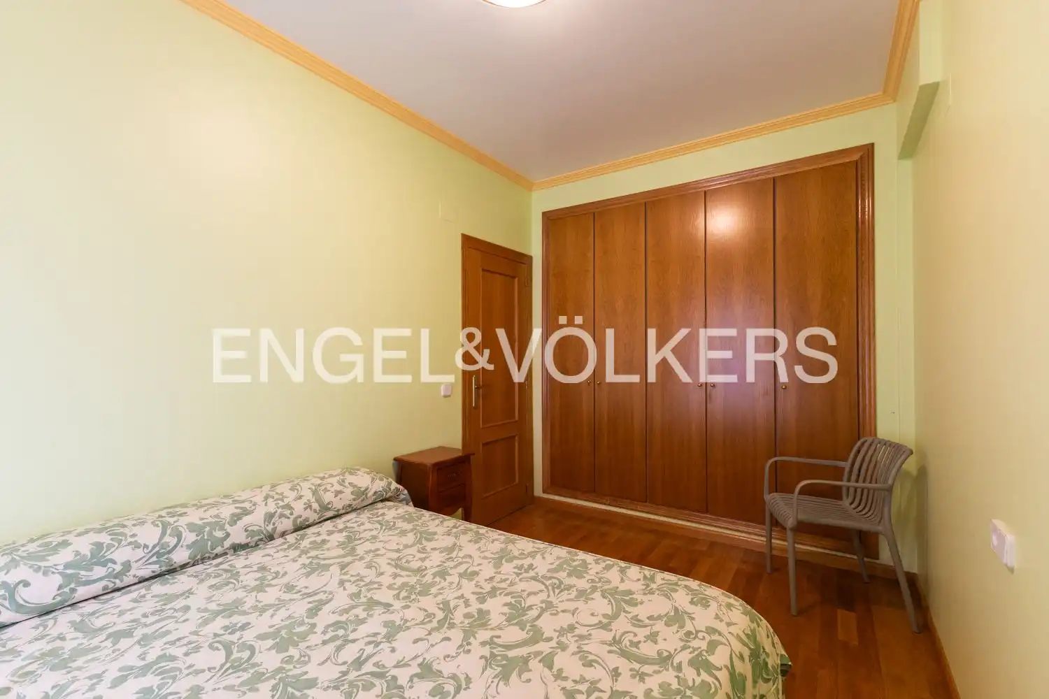Bedroom of Houses for rent in Valencia  with Air Conditioner, Heating and Terrace