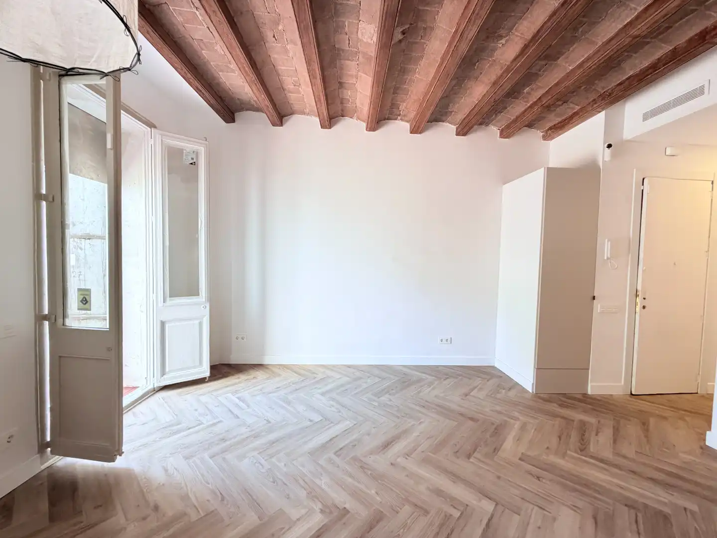 Living room of Flat for sale in Barcelona  with Air Conditioner, Heating and Parquet flooring