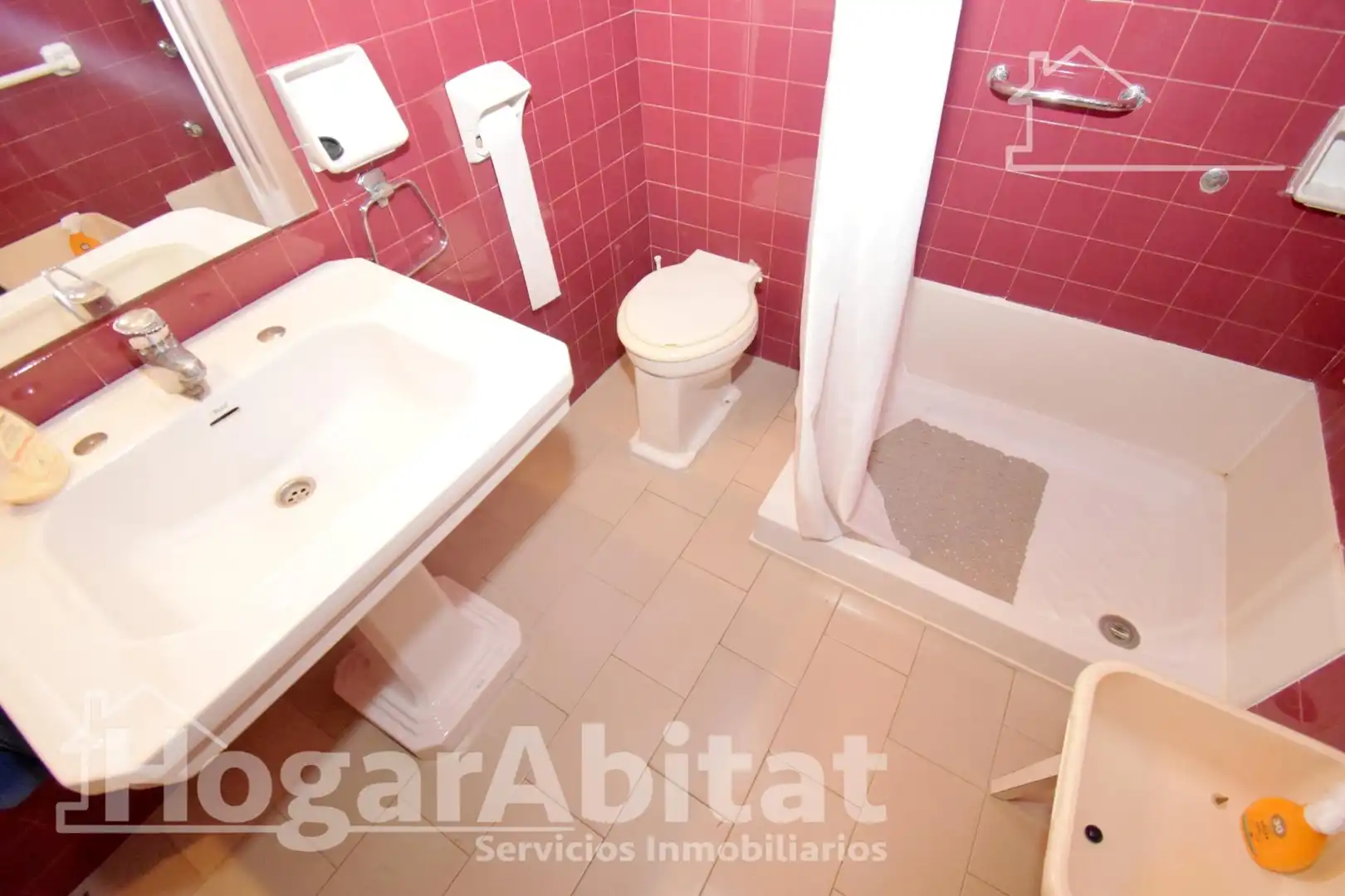 Bany de Casa o xalet en venda en Almazora / Almassora amb Aire condicionat, Calefacció i Terrassa