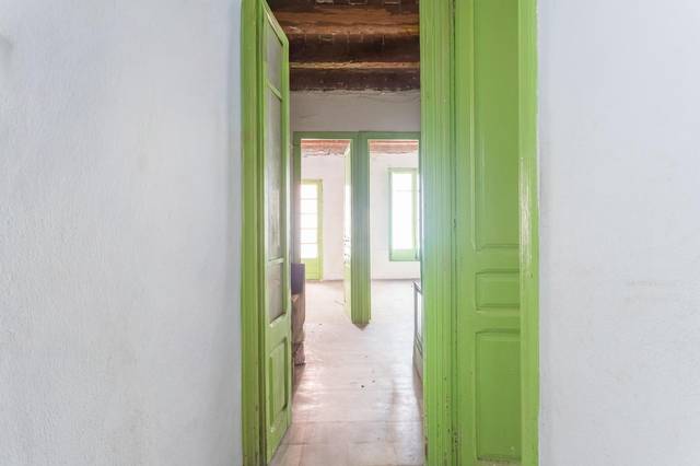 Piso en Venta en Carrer BASSEGODA en Sants-Badal