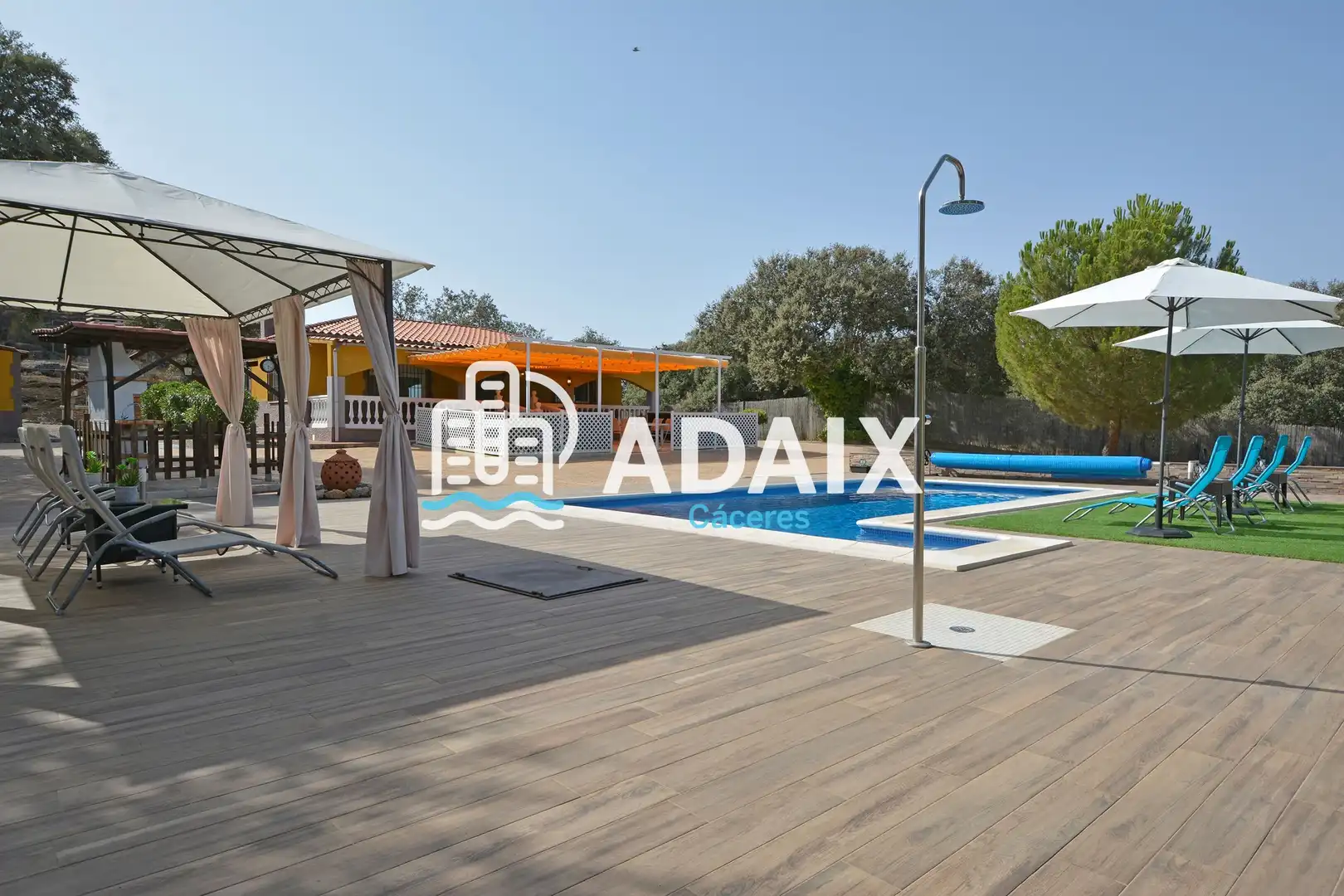 Piscina de Casa o chalet en venta en Torreorgaz con Aire acondicionado, Calefacción y Trastero
