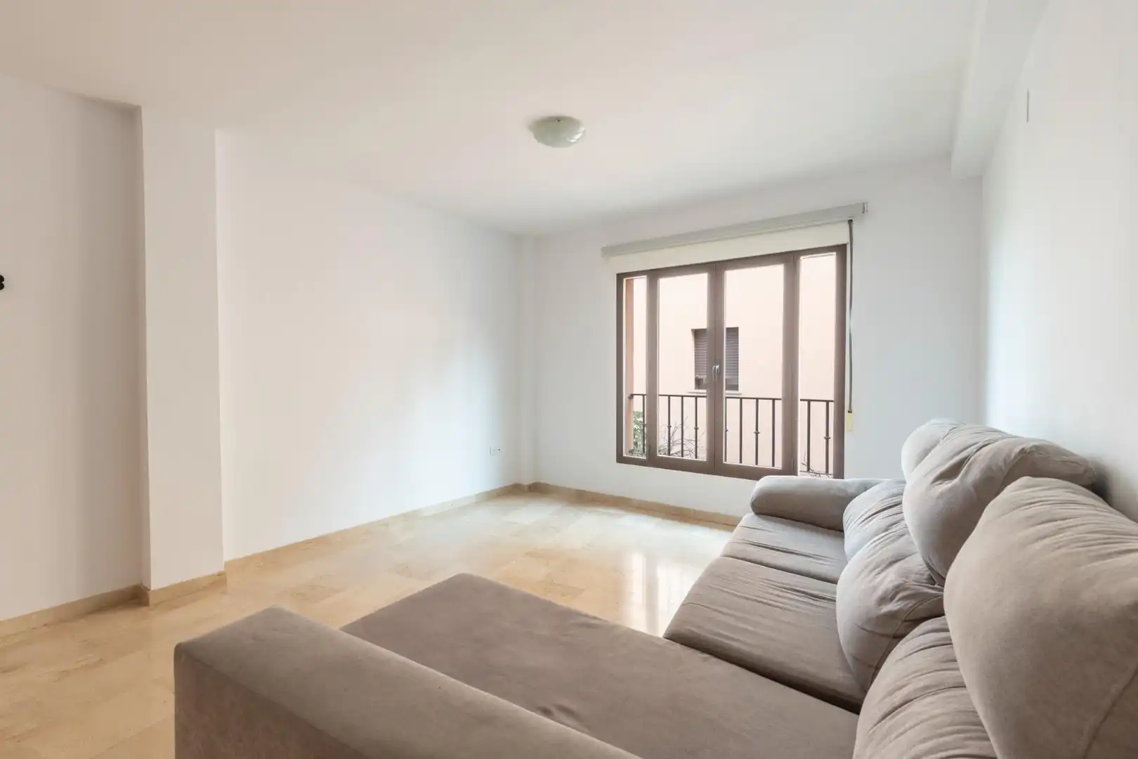Sala d'estar de Casa adosada en venda en Monachil amb Aire condicionat, Calefacció i Terrassa