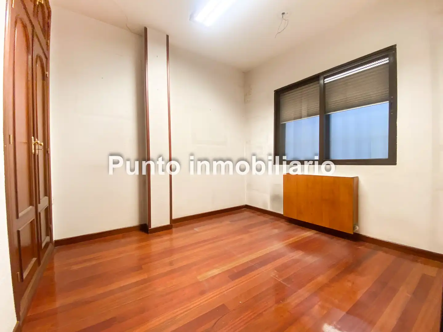 Living room of Flat for sale in Valladolid  with Heating, Parquet flooring and Terrace