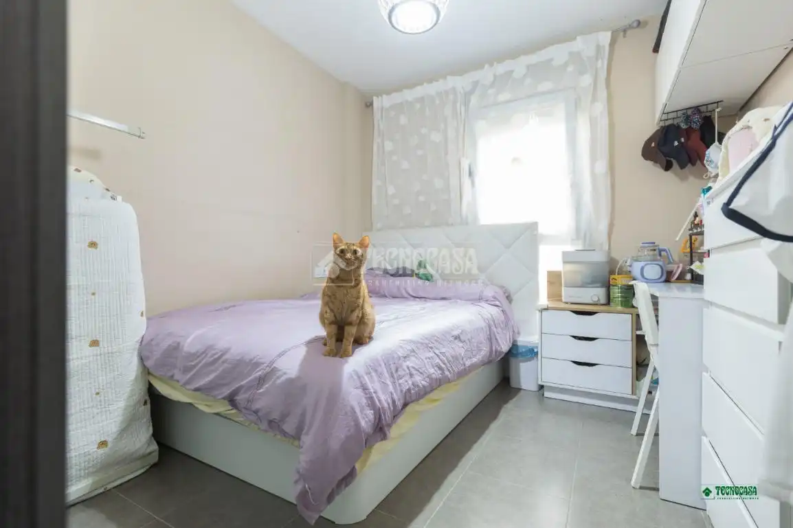 Schlafzimmer von Wohnung zum Verkauf in Almería mit Klimaanlage
