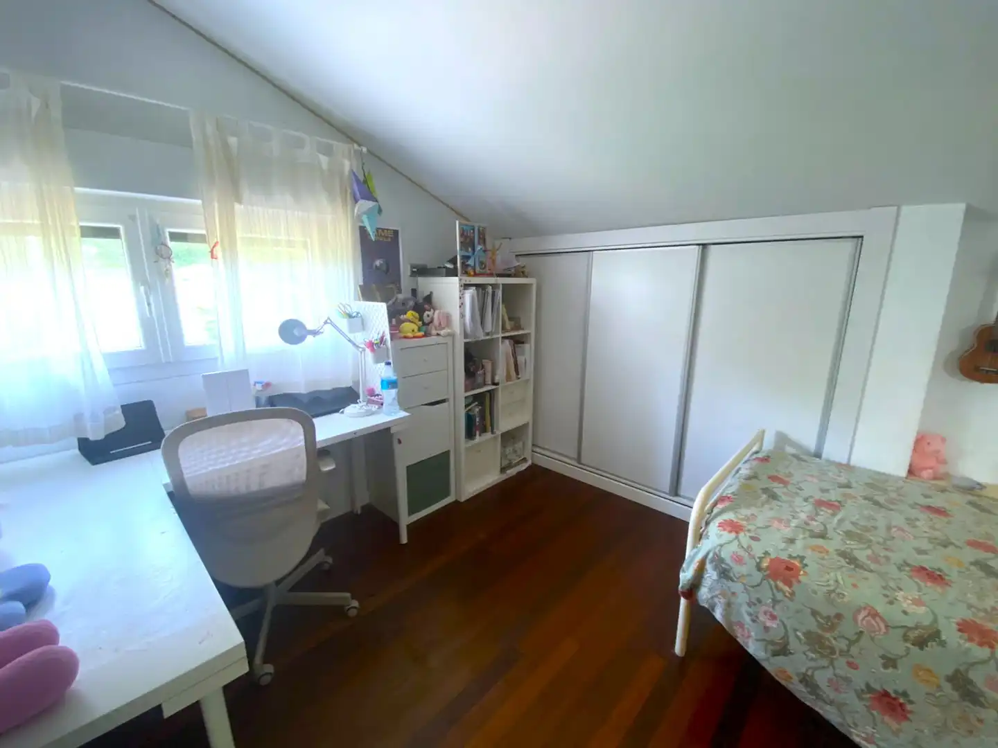 Bedroom of Houses for sale in Castro-Urdiales  with Heating, Private garden and Parquet flooring