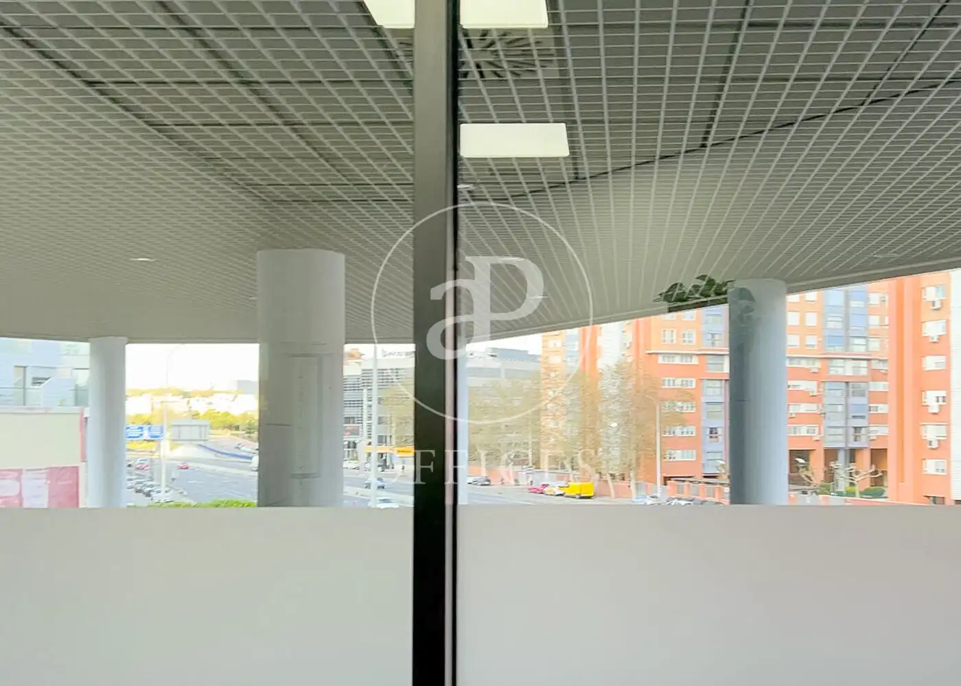 Office for sale in Madrid  with Air Conditioner