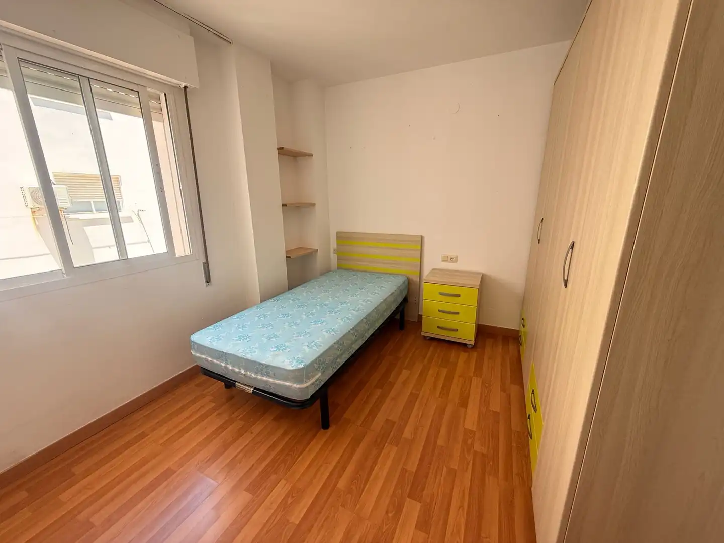 Habitación de Apartamento en venta en Estepona con Terraza