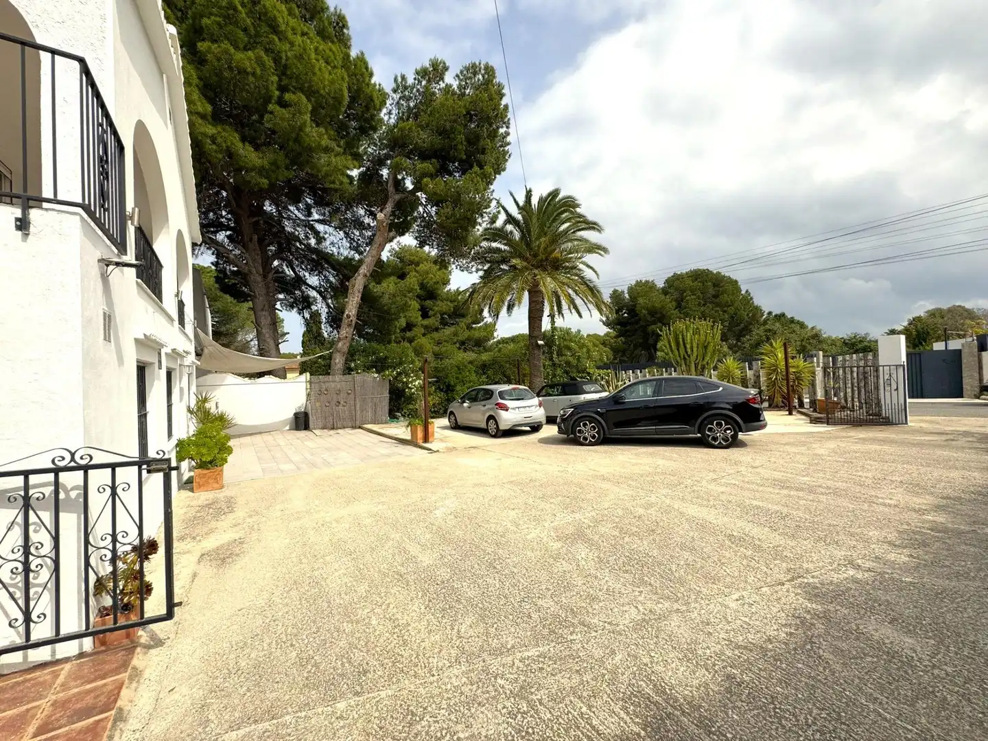 Parking of Houses for sale in Dénia