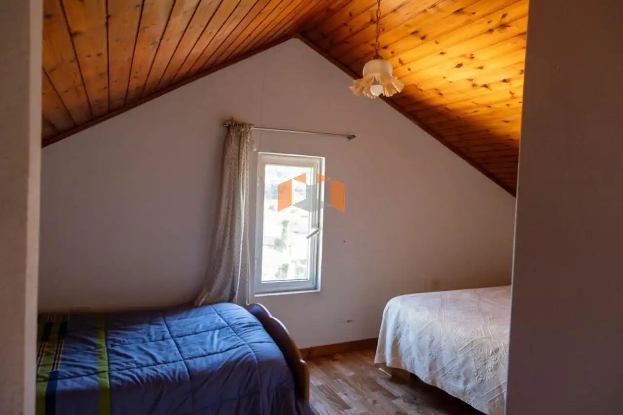 Dormitori de Casa o xalet en venda en O Vicedo  amb Calefacció, Jardí privat i Parquet