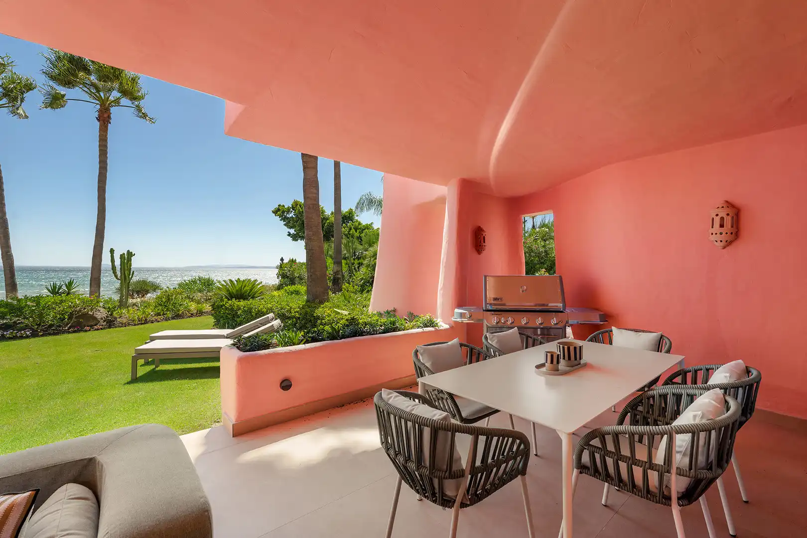 Ground floor with pool for sale in Selwo