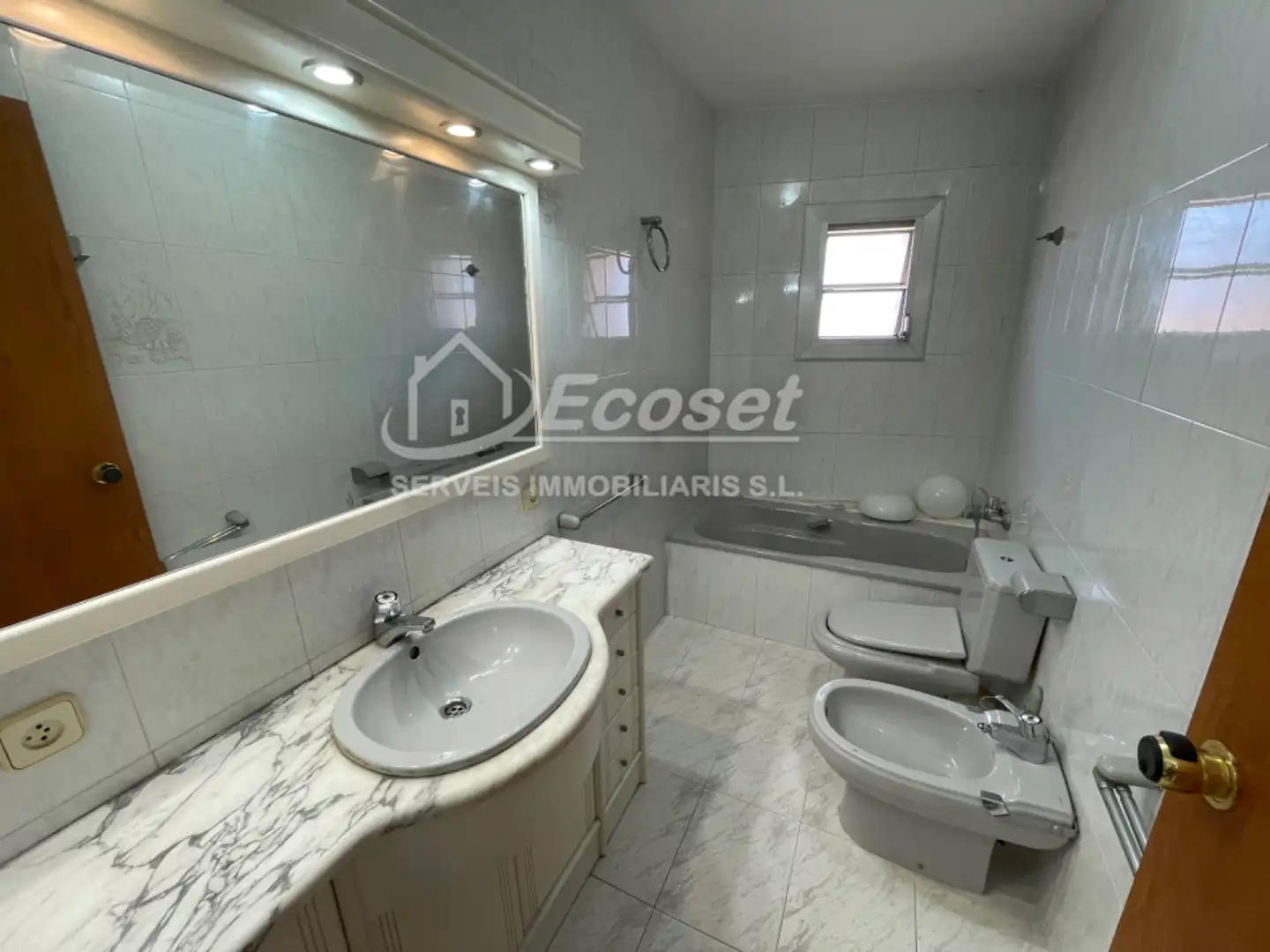 Bathroom of Houses for sale in Olesa de Bonesvalls  with Terrace