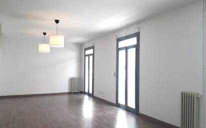 Sala d'estar de Pis de lloguer en  Barcelona Capital amb Calefacció, Parquet i Balcó