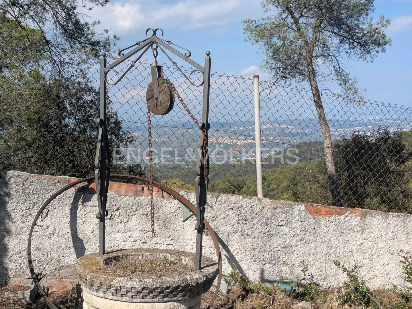 Terreny residencial en venda a Corbera de Llobregat