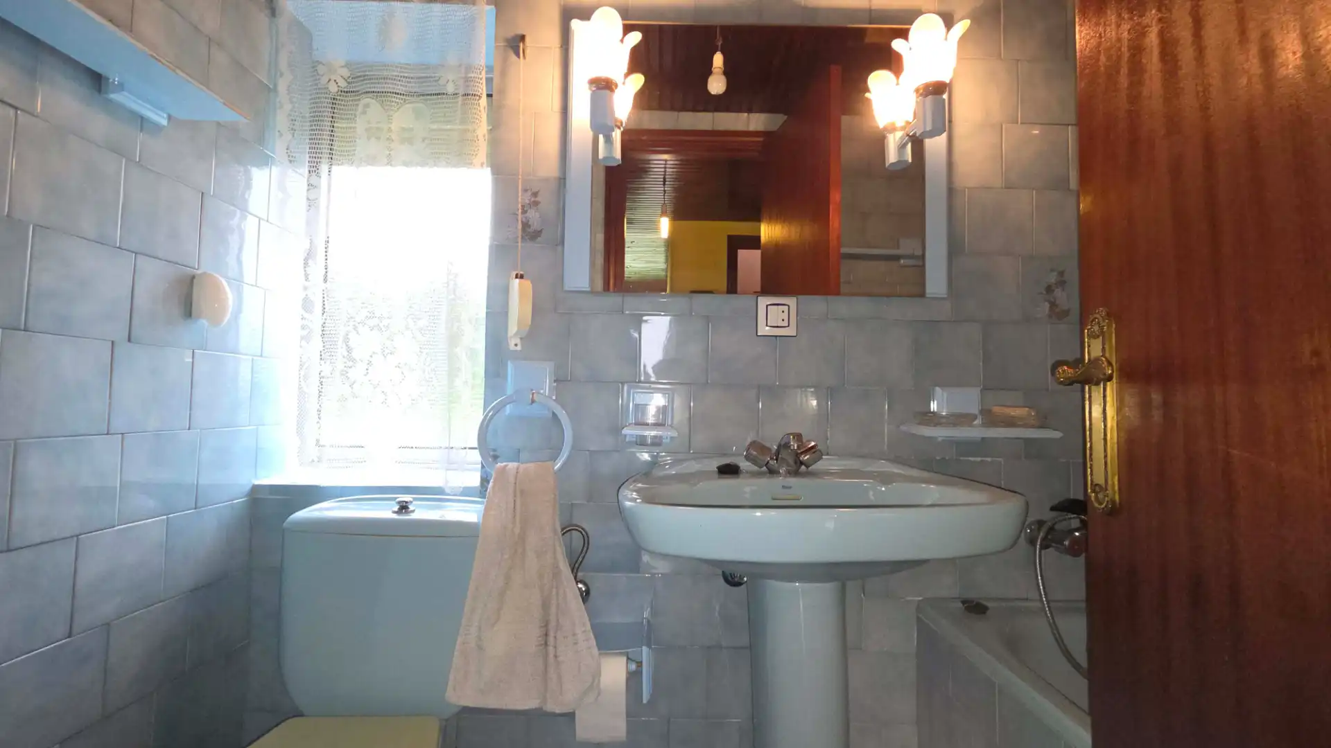 Baño de Casa o chalet en venta en Langreo con Calefacción, Terraza y Balcón