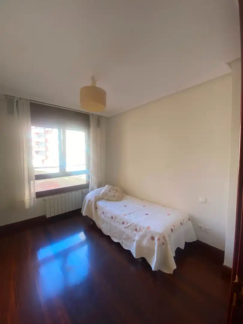 Bedroom of Flat for sale in Berriz  with Heating, Parquet flooring and Storage room
