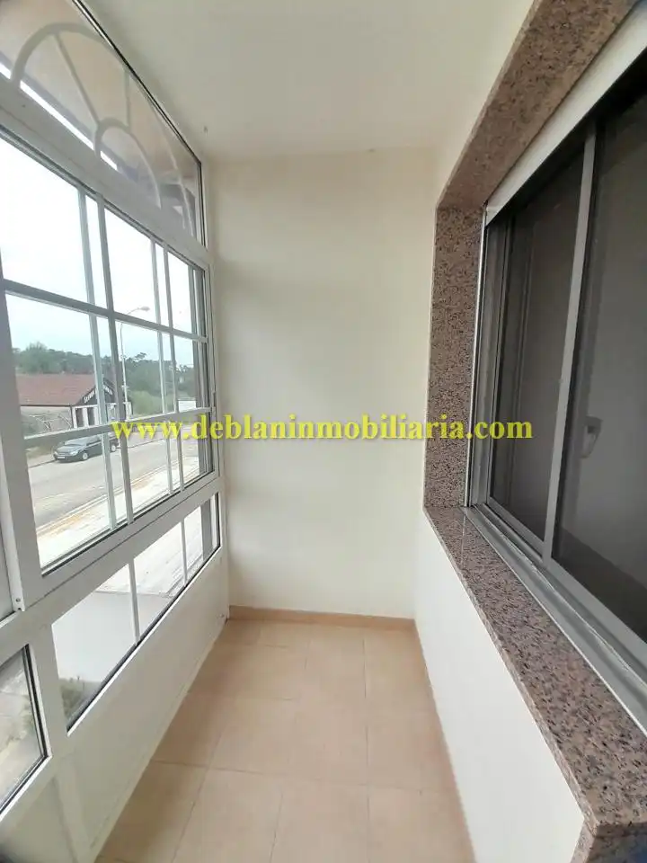 Schlafzimmer von Wohnung zur Miete in O Porriño   mit Terrasse und Balkon