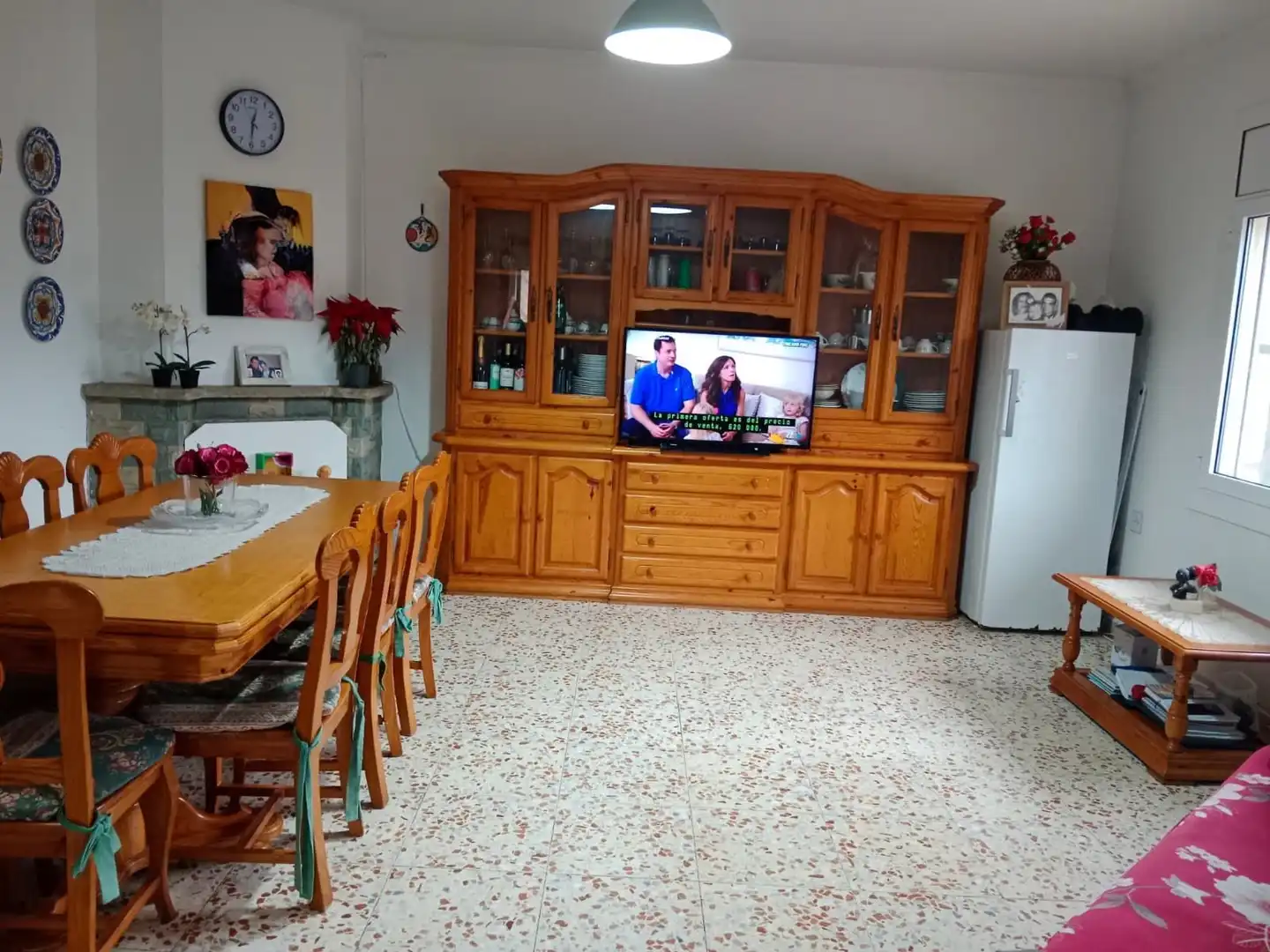 Sala d'estar de Casa o xalet en venda en Rubí amb Aire condicionat, Jardí privat i Terrassa