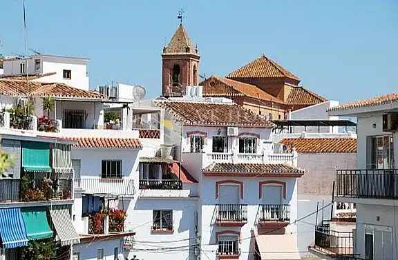 Vista exterior de Casa o xalet en venda en Torrox amb Terrassa i Forn