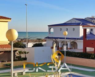 Vista exterior de Casa o xalet en venda en Almazora / Almassora amb Calefacció, Jardí privat i Terrassa