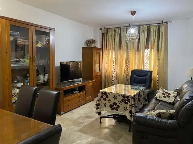 Wohnzimmer von Wohnung zur Miete in Córdoba mit Klimaanlage, Heizung und Möbliert
