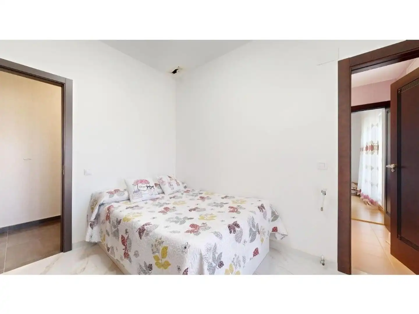 Habitación de Casa o chalet en venta en Chiva con Jardín privado, Terraza y Trastero