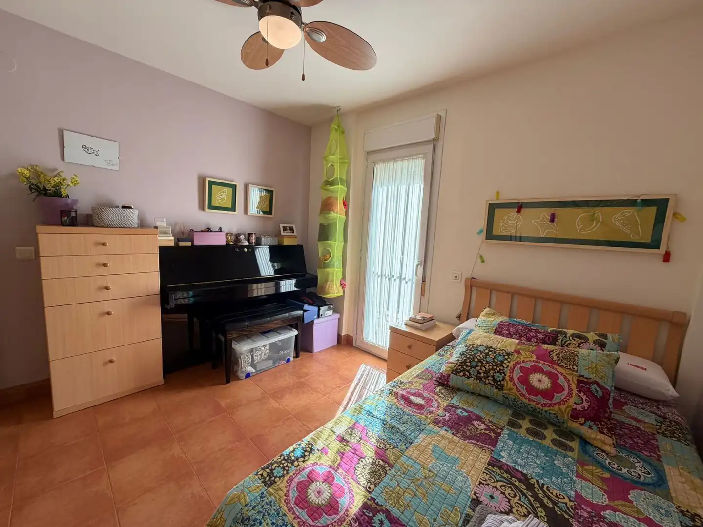 Habitación de Casa o chalet en venta en Vélez-Málaga con Aire acondicionado, Calefacción y Terraza