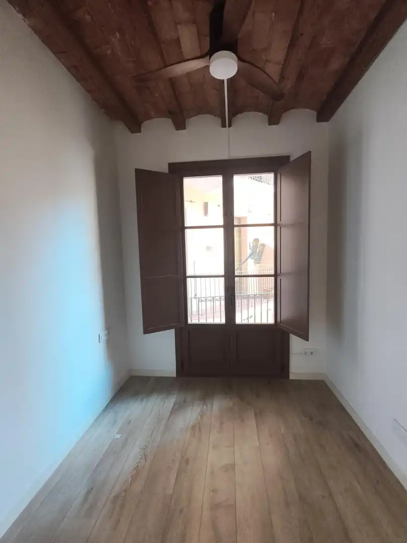 Apartament amb terrassa en venda a Eixample, imagen 4