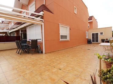 Bungalow amb balcó en venda a Calle ALBERTO ASENCIO GONZALVEZ