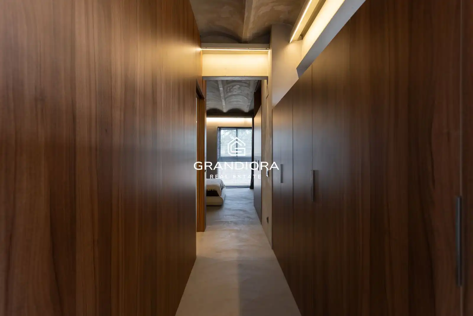 Flat for rent in Barcelona  with Air Conditioner, Terrace and Furnished