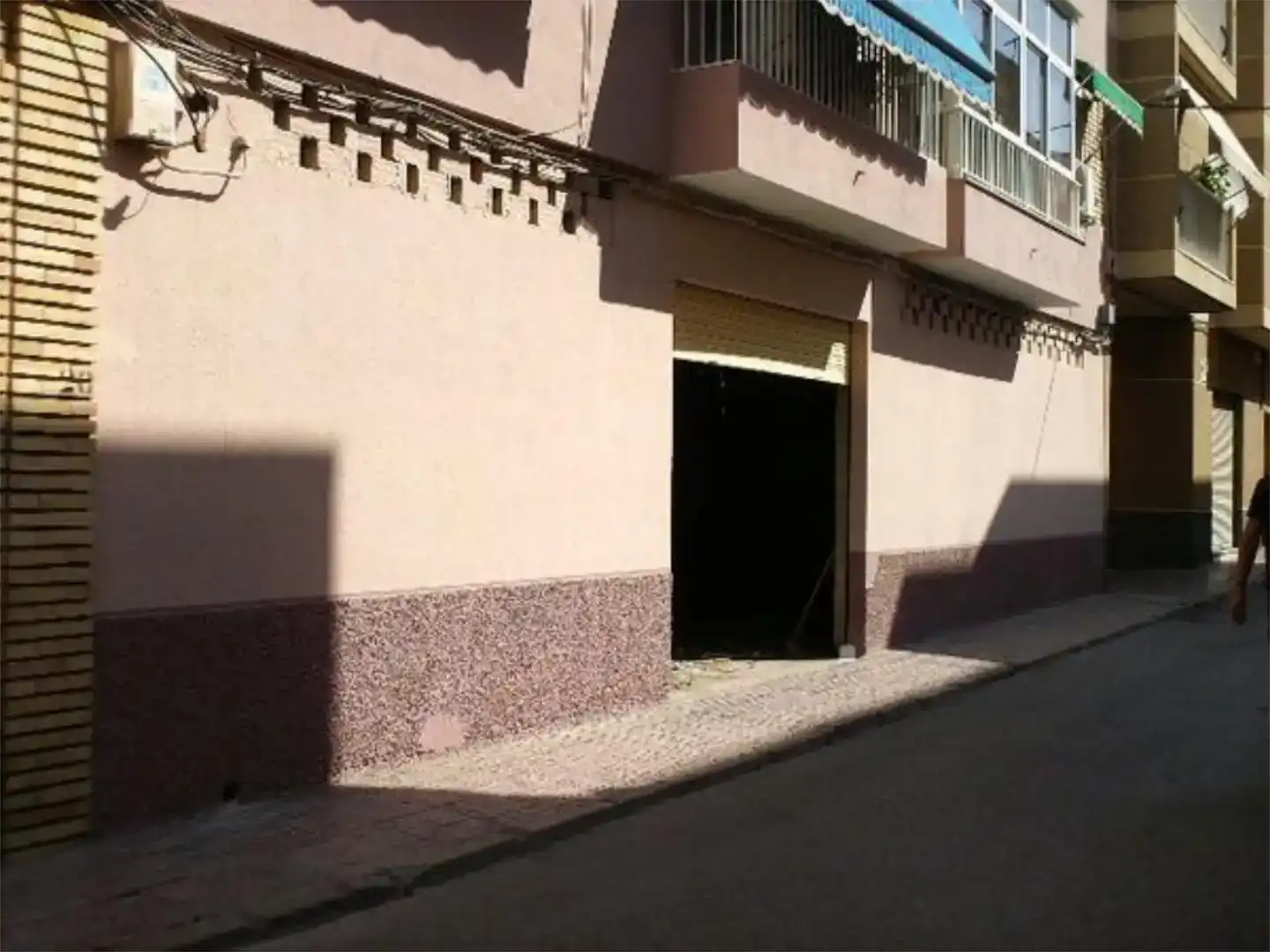Vista exterior de Local de lloguer en Águilas