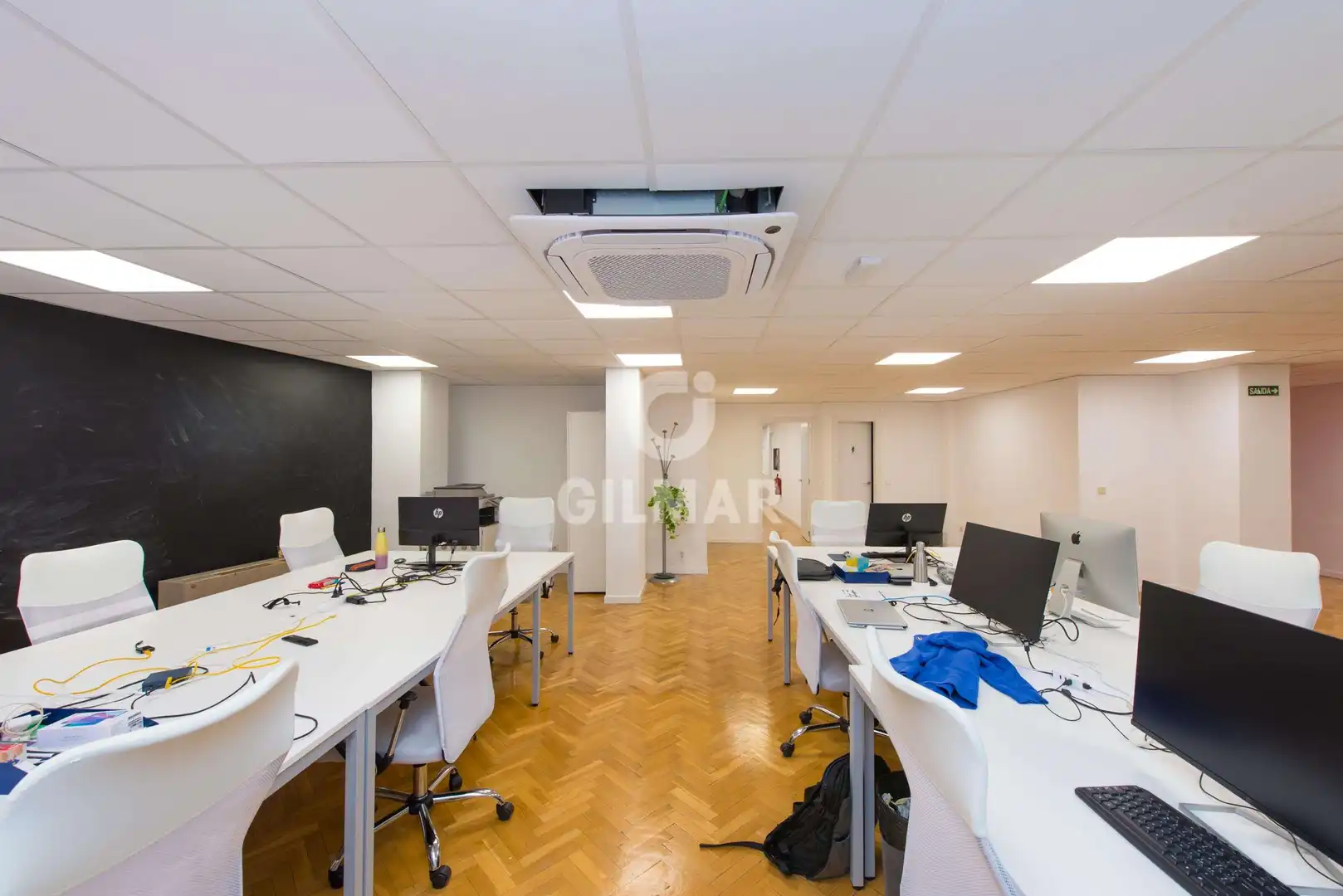Büro zum Verkauf in Madrid mit Heizung