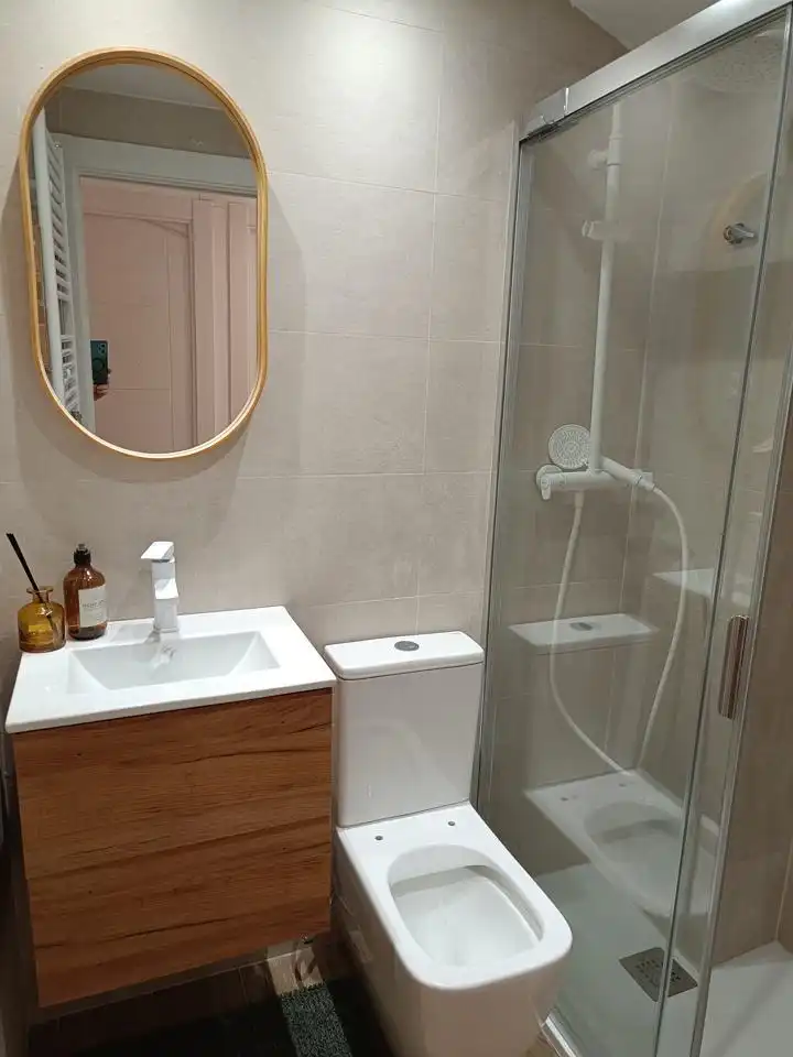 Bathroom of Flat for sale in Zaragoza  with Heating and Terrace
