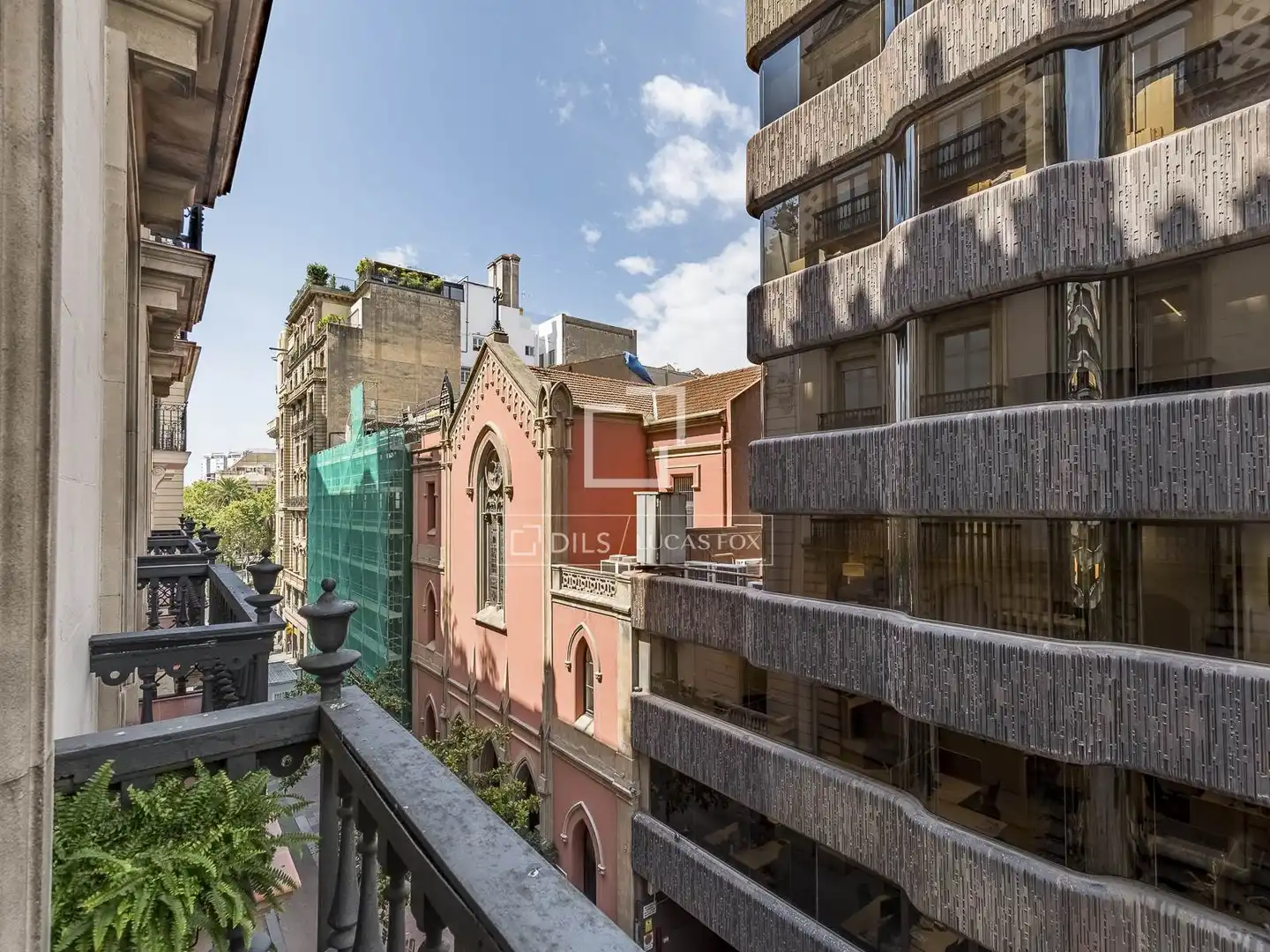 Vista exterior de Piso en venta en Barcelona con Aire acondicionado, Calefacción y Parquet