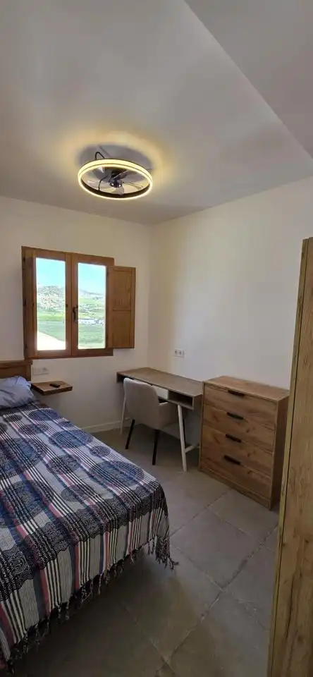 Habitación de Casa o chalet de alquiler en Málaga con Aire acondicionado, Terraza y Amueblado