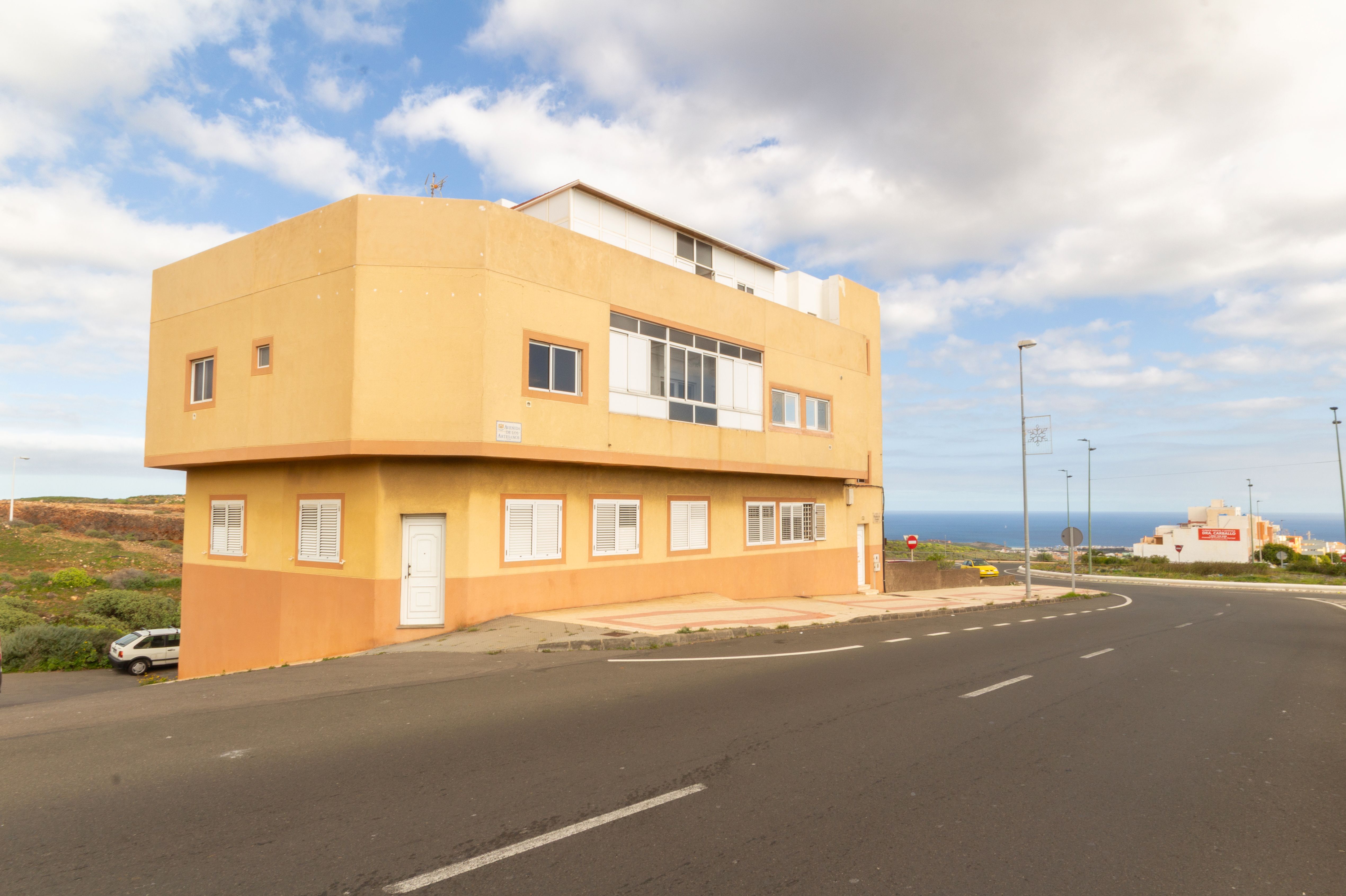 Vista exterior de Pis en venda en Ingenio amb Aire condicionat i Traster