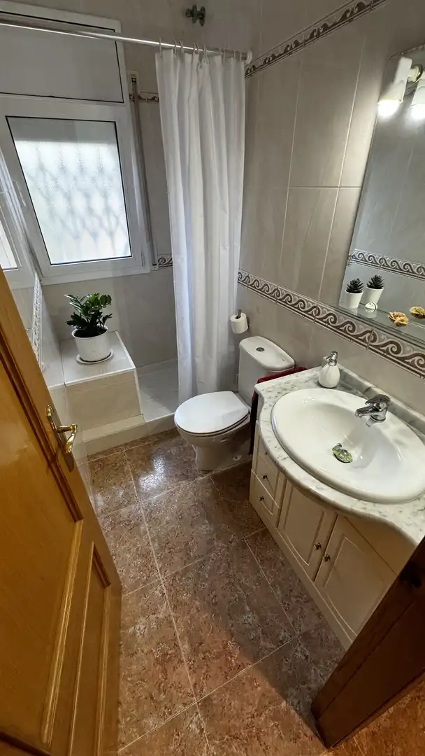 Bany de Casa o xalet en venda en Creixell amb Aire condicionat, Calefacció i Jardí privat