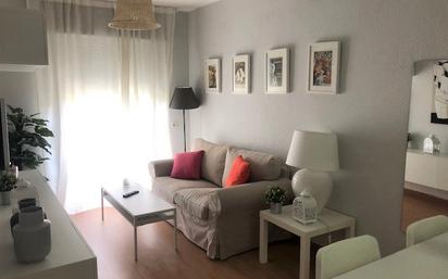 Living room of Apartment to rent in Tomares  with Air Conditioner and Balcony