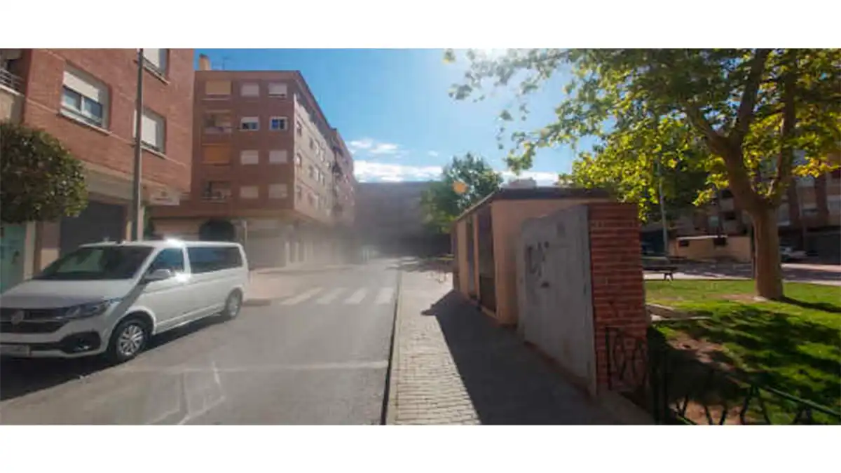 Local en venda a IUNIÓN DE FESTEJOS, 1, Petrer