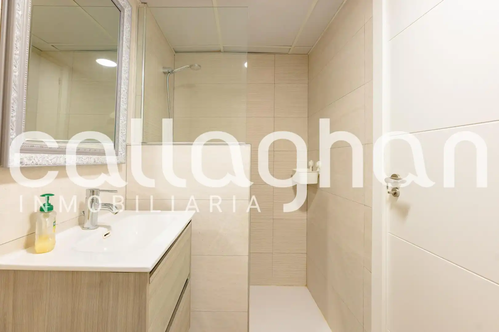 Duplex with terrace to rent in Avenida de la Huerta, imagen 26