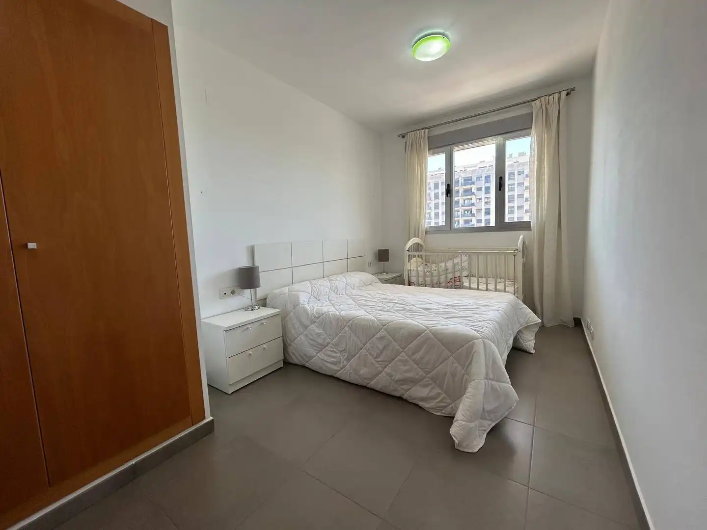 Schlafzimmer von Wohnungen zur Miete in Moncofa mit Klimaanlage, Privatgarten und Terrasse