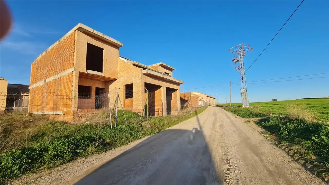 Residencial en venta en Calle CAÑUELO, 79, Camarena