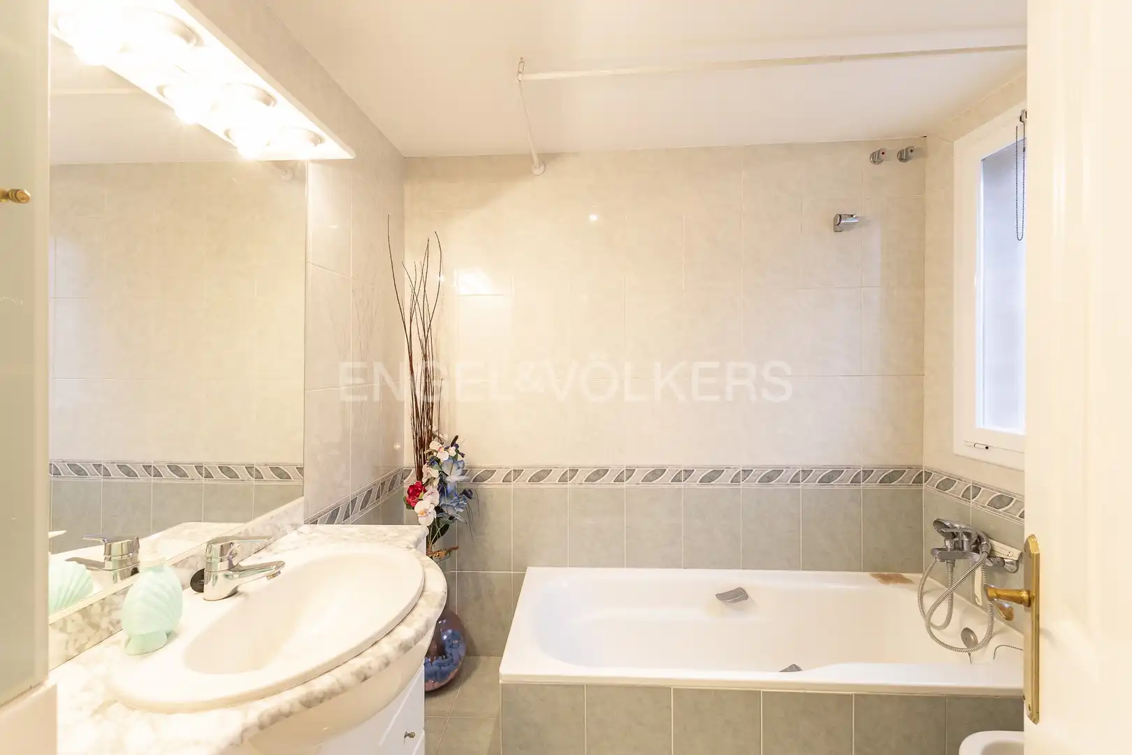 Bathroom of Houses for rent in Canet de Mar  with Heating, Private garden and Terrace